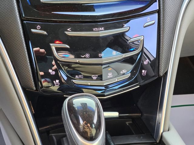 Used 2015 Cadillac XTS Luxury w/ Driver Awareness Package image 25