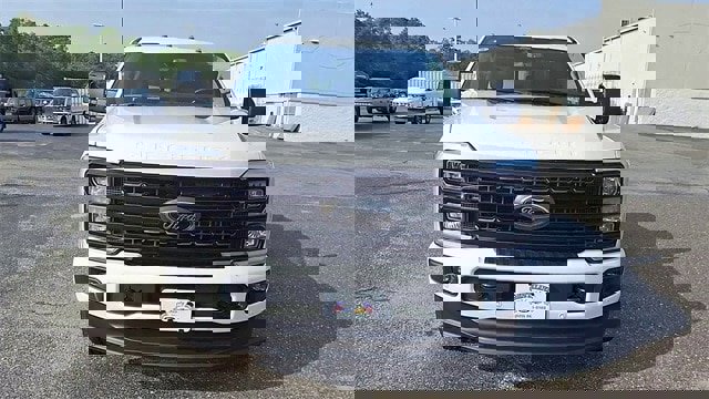 Certified 2024 Ford F250 Lariat w/ Lariat Ultimate Package image 3