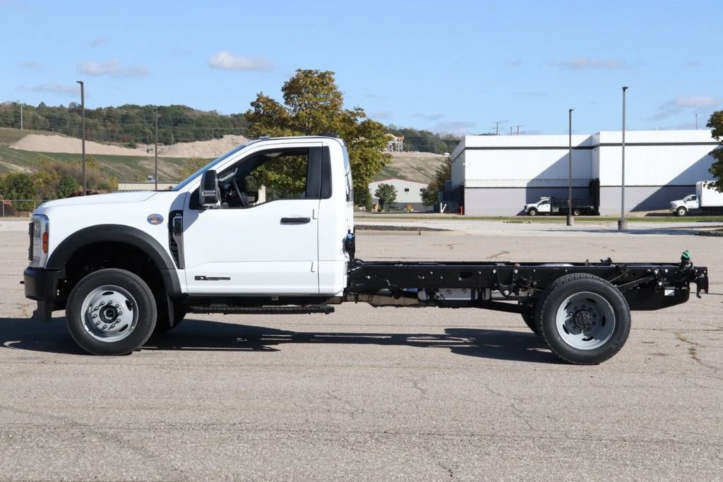 New 2026 Ford F550 4x4 Regular Cab Super Duty image 4