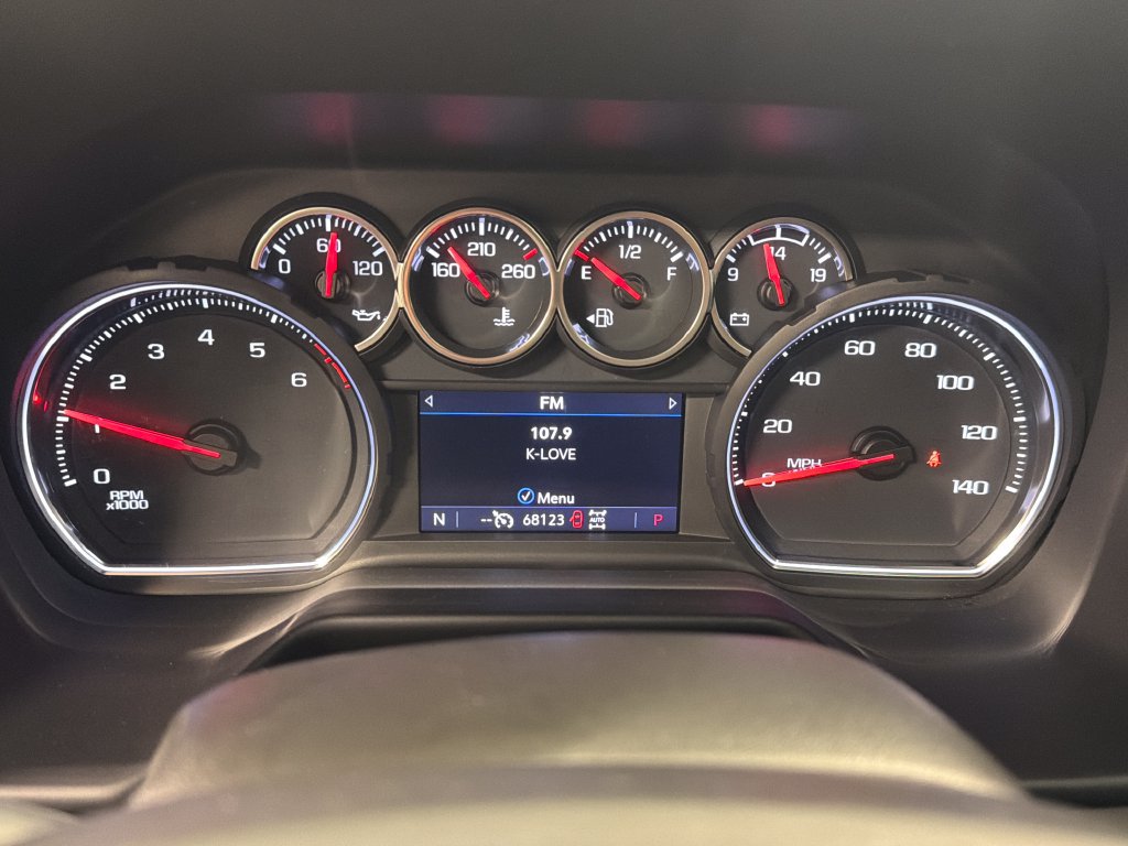 Used 2021 Chevrolet Tahoe Z71 w/ Rear Media and Nav Package AWD/4WD image 40