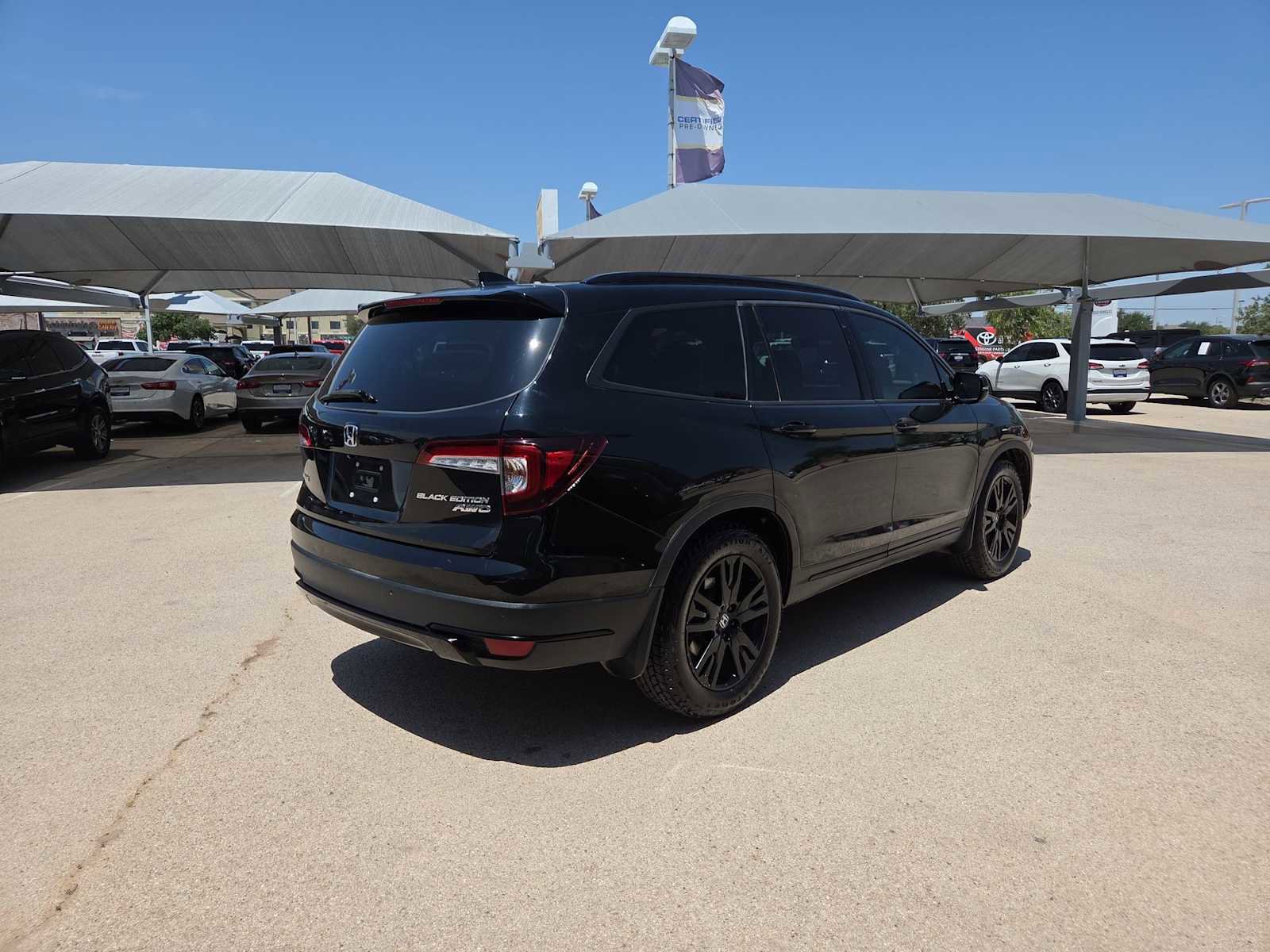 Used 2021 Honda Pilot Black Edition image 8
