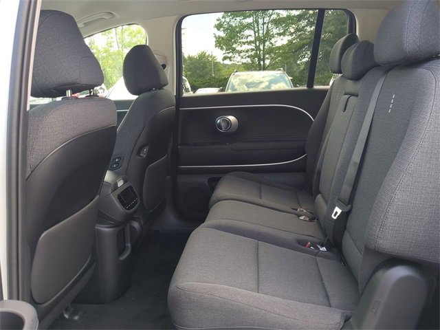 New 2026 Hyundai Ioniq 9 SE image 12