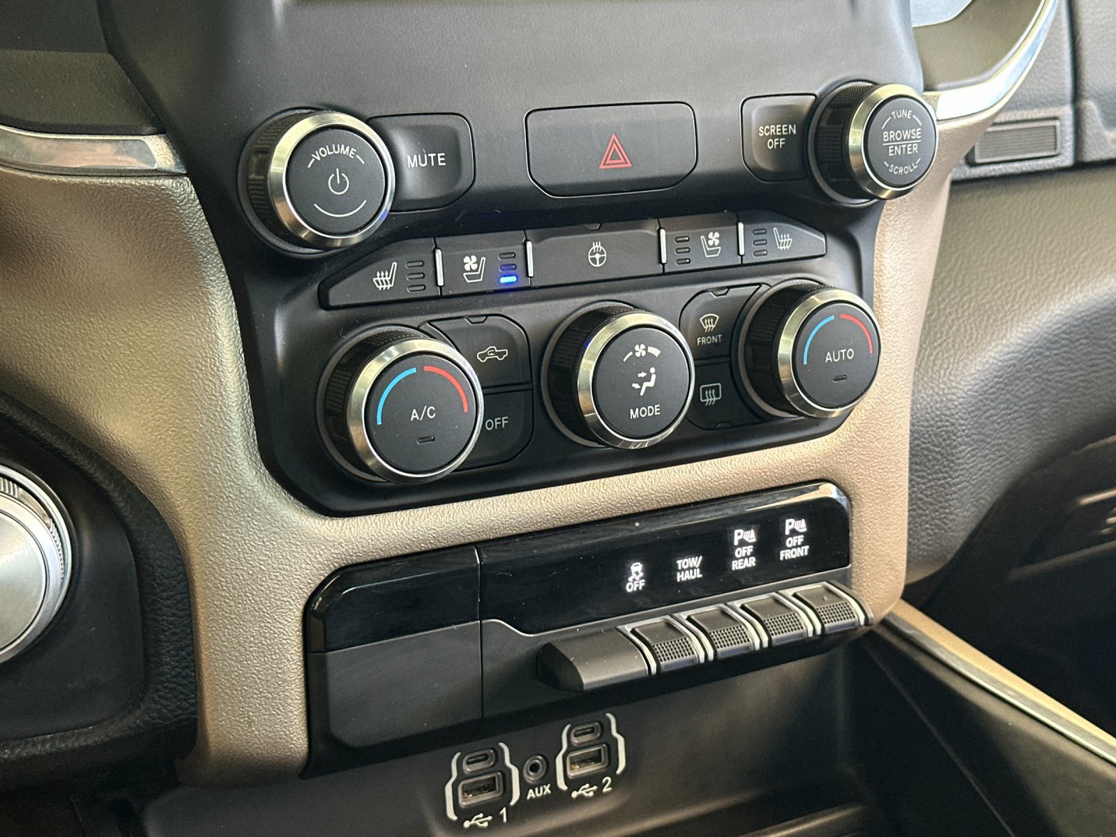 Used 2022 RAM 1500 Laramie RWD image 21