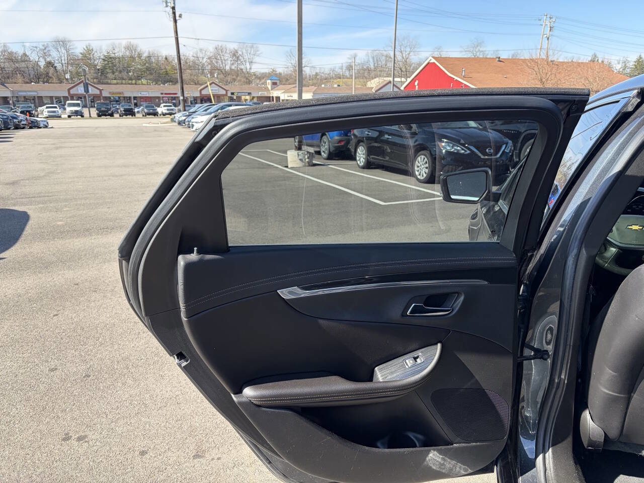 Used 2019 Chevrolet Impala LT image 15