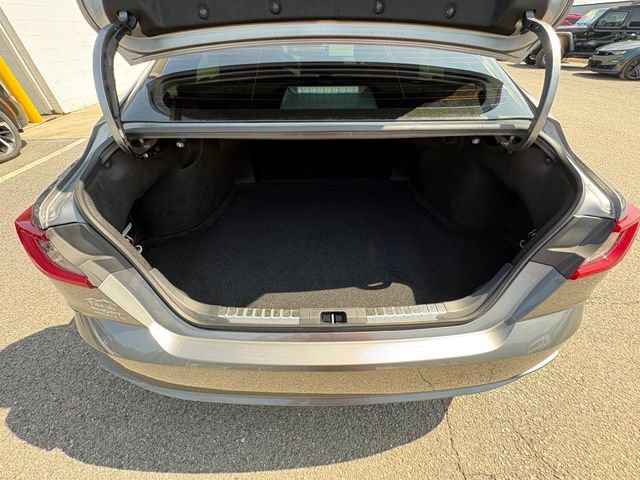Used 2025 Toyota Camry XSE FWD image 32