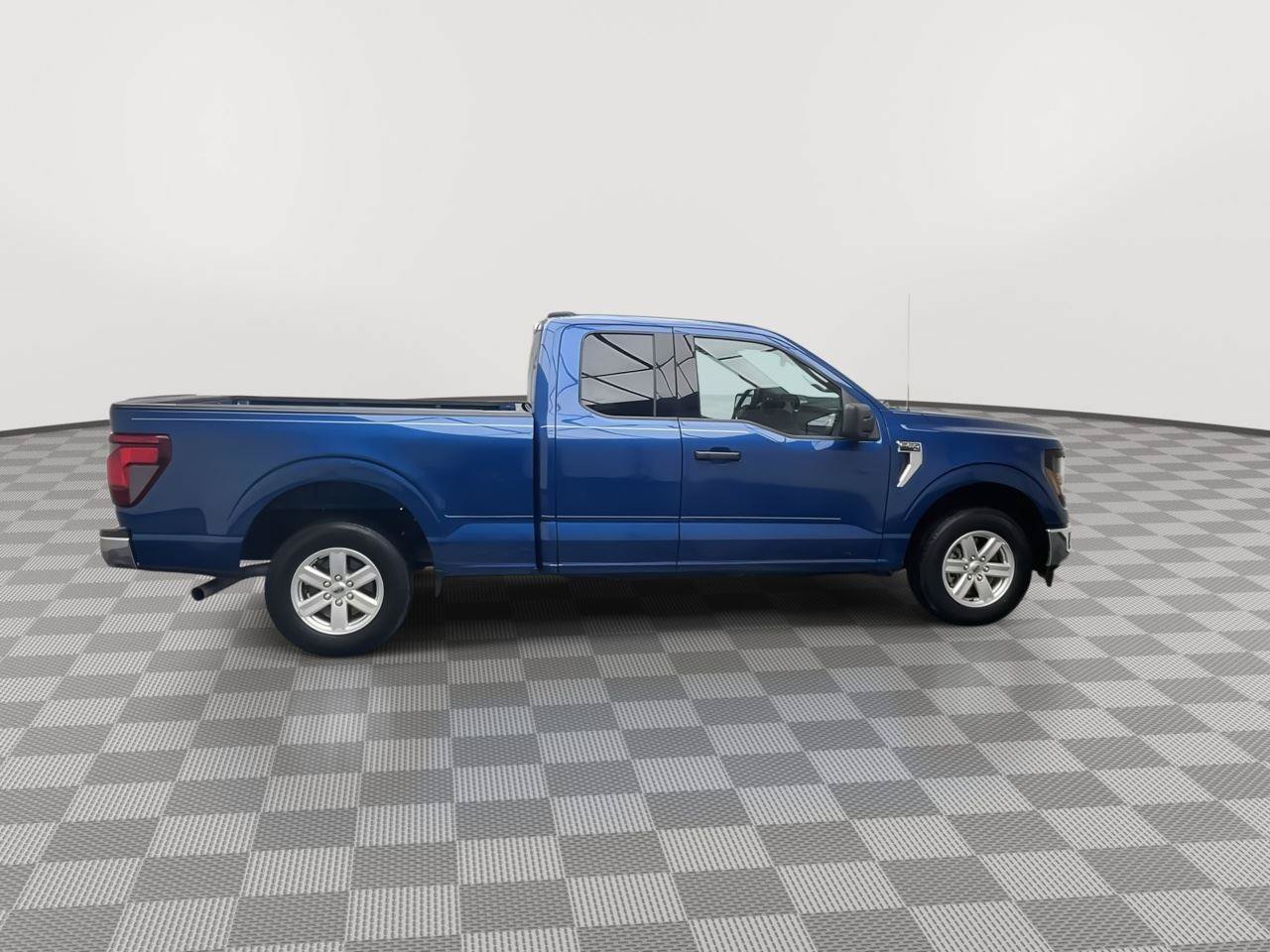 Certified 2025 Ford F150 XLT RWD image 36