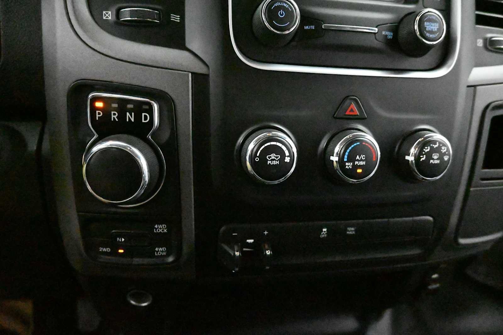 Used 2022 RAM 1500 Tradesman w/ Chrome Appearance Group AWD/4WD image 14