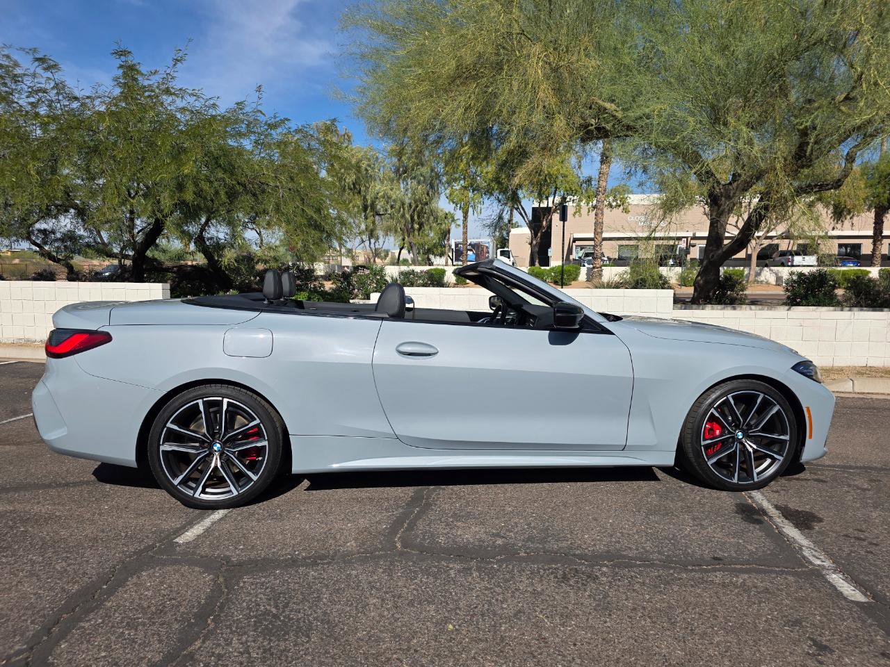 Used 2023 BMW 430i Convertible w/ M Sport Package image 28
