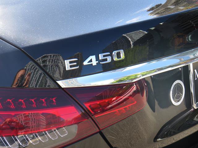 Certified 2023 Mercedes-Benz E 450 4MATIC Sedan w/ Premium Package image 28