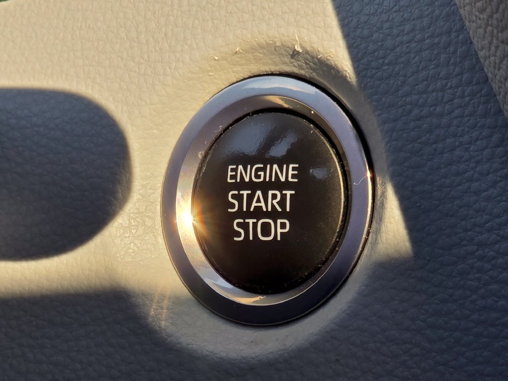 Certified 2024 Toyota Corolla SE w/ SE Premium Package FWD image 32