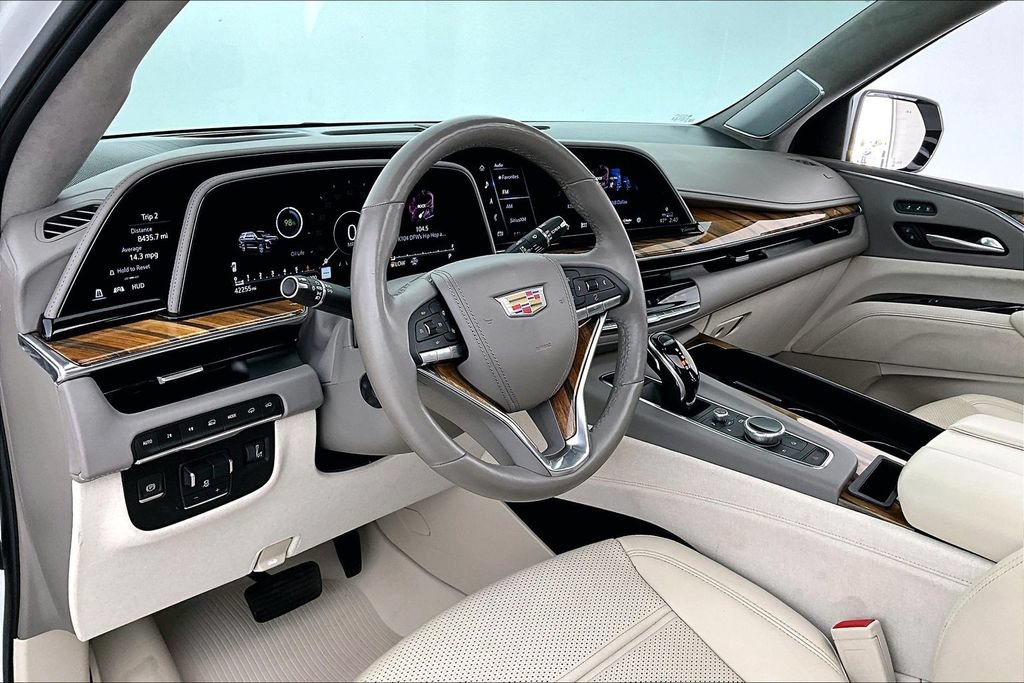 Used 2021 Cadillac Escalade ESV Sport Platinum AWD/4WD image 16