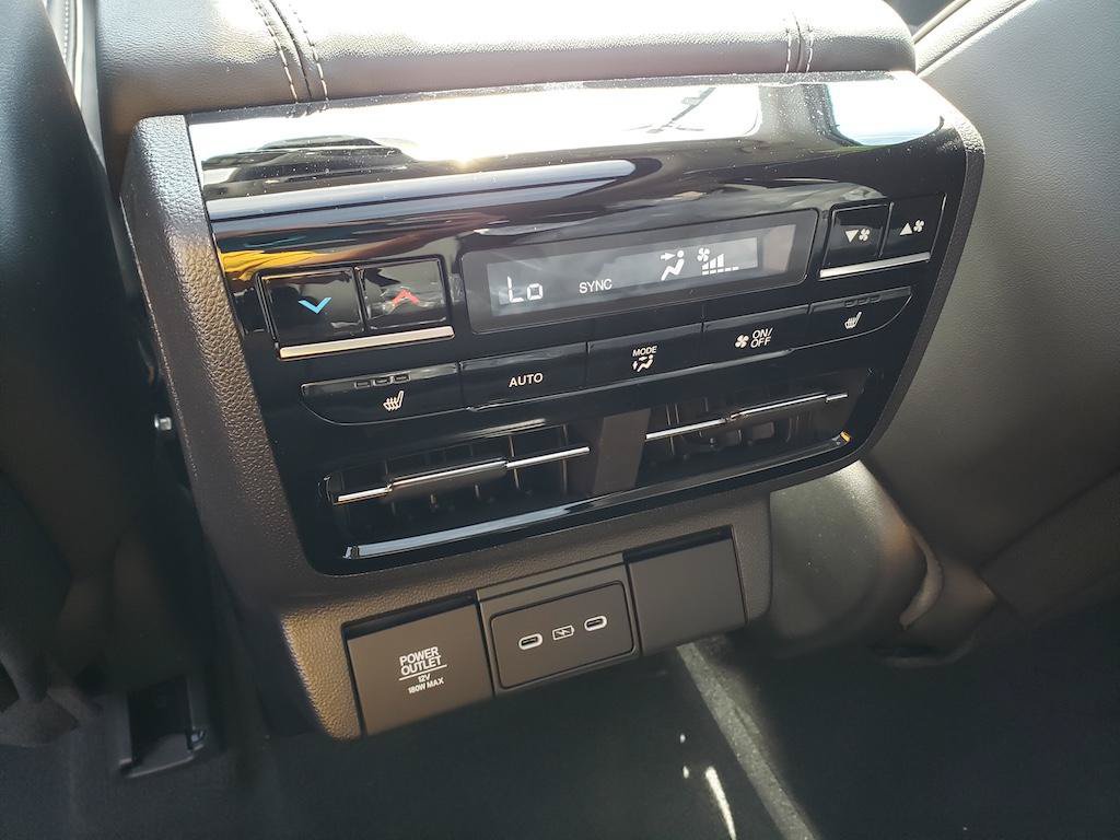 New 2026 Acura MDX w/ Advance Package AWD/4WD image 6