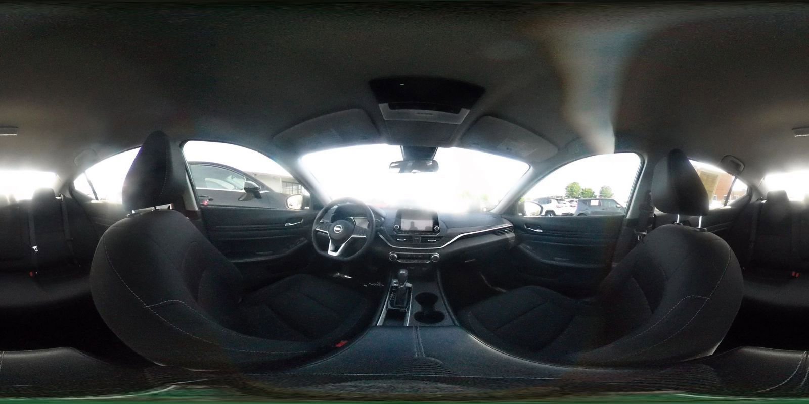 Used 2025 Nissan Altima 2.5 SV FWD image 43