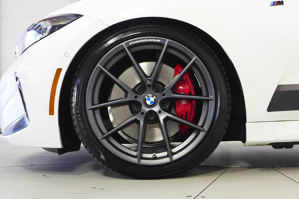 Used 2024 BMW M340i w/ Premium Package RWD image 5