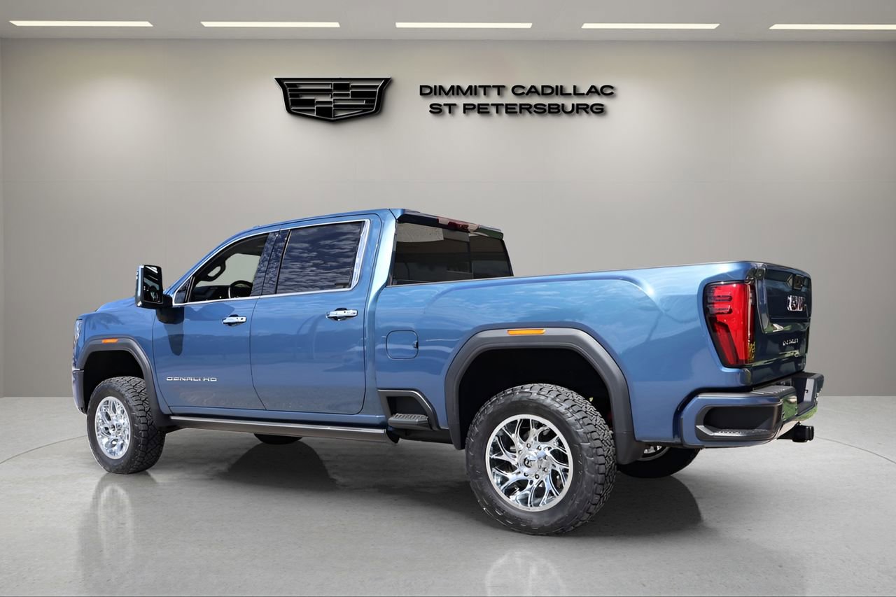 Used 2024 GMC Sierra 2500 Denali w/ Denali Reserve Package AWD/4WD image 3