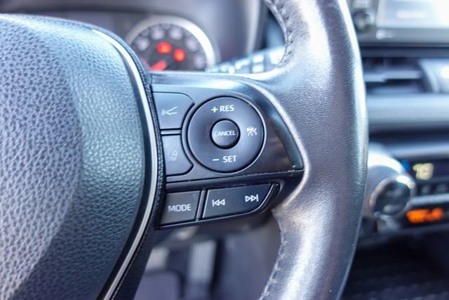 Certified 2020 Toyota RAV4 XLE w/ Convenience Package image 19