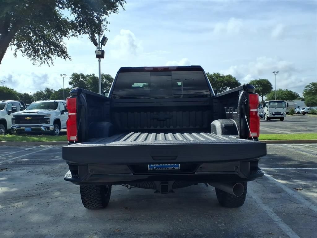 New 2026 Chevrolet Silverado 2500 LTZ w/ LTZ Plus Package AWD/4WD image 12