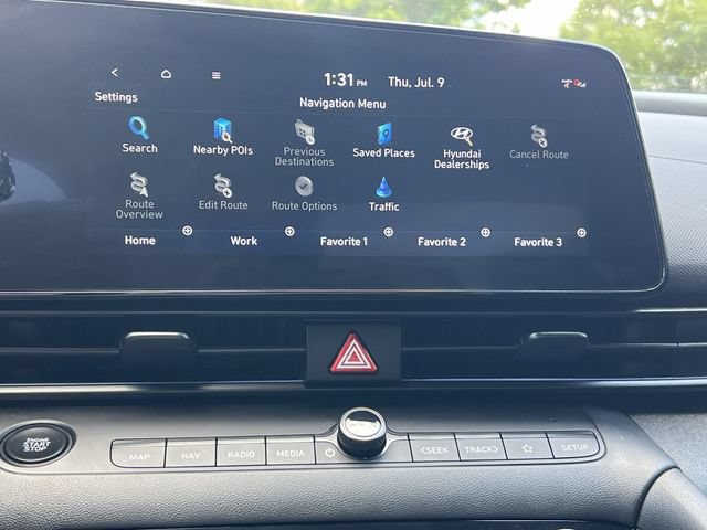 Certified 2025 Hyundai Elantra SEL FWD image 21