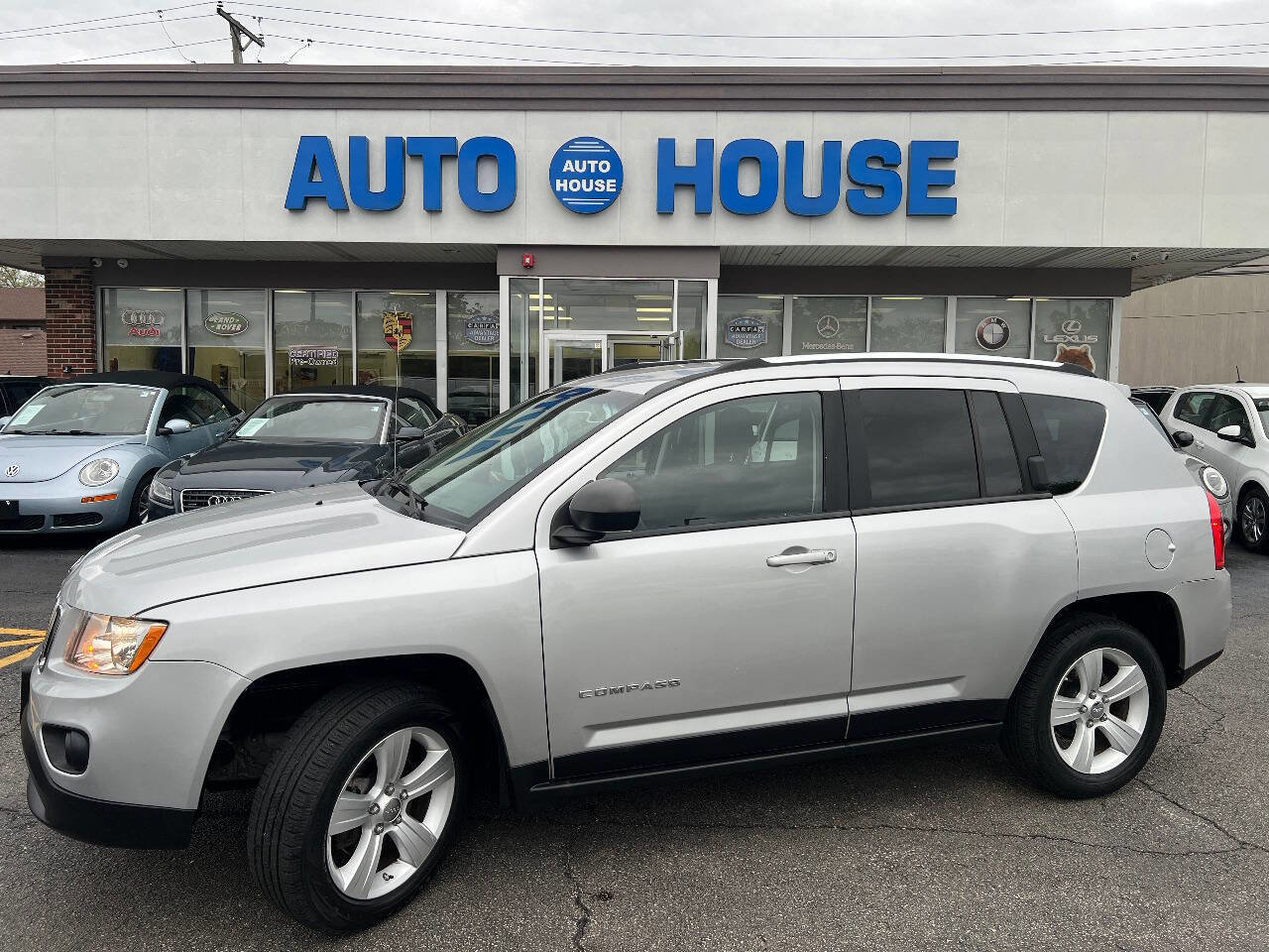 Used 2011 Jeep Compass Latitude AWD/4WD image 7