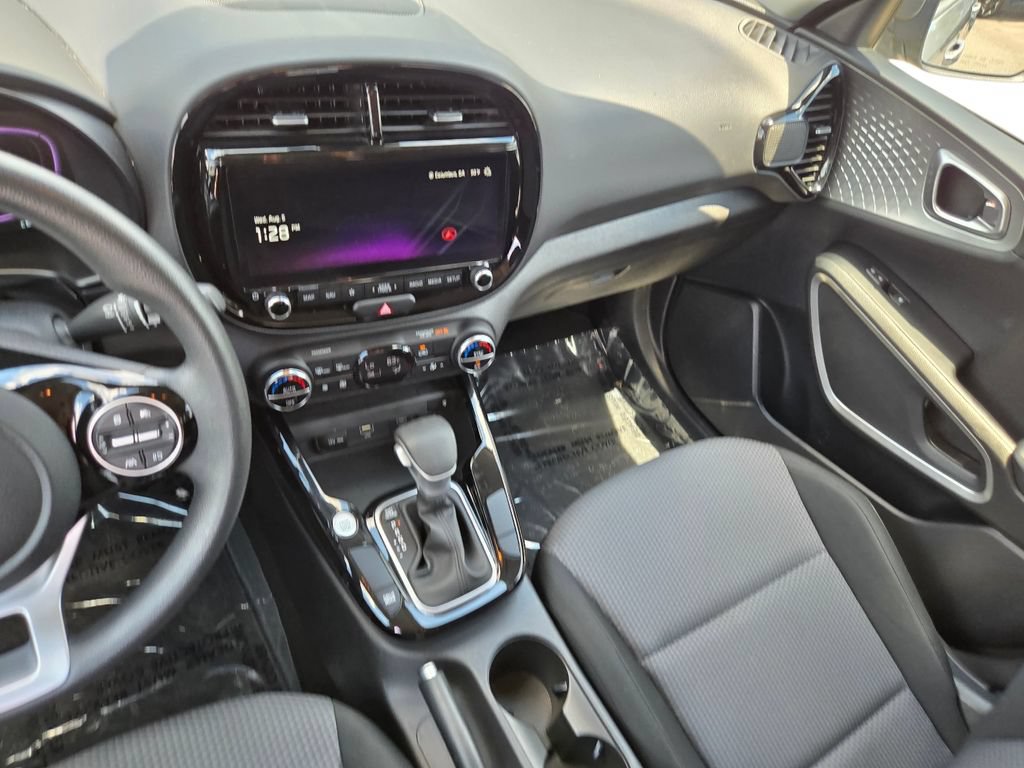 Certified 2023 Kia Soul S FWD image 20