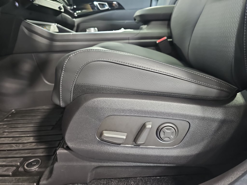 Used 2026 Kia Carnival SX Prestige FWD image 30