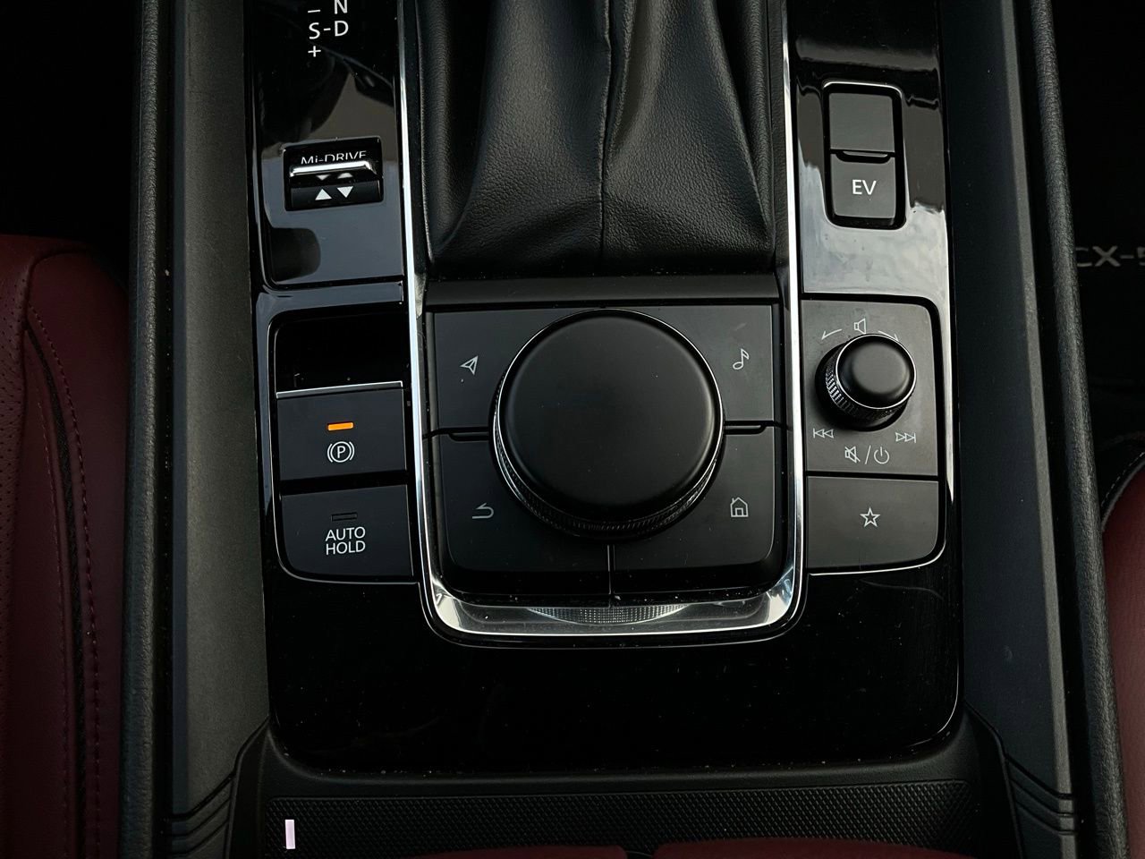 Used 2025 MAZDA CX-50 2.5 Hybrid w/ Premium Plus Pkg image 25