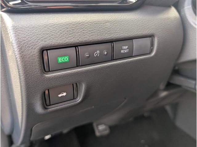 New 2025 Nissan Sentra SV image 17