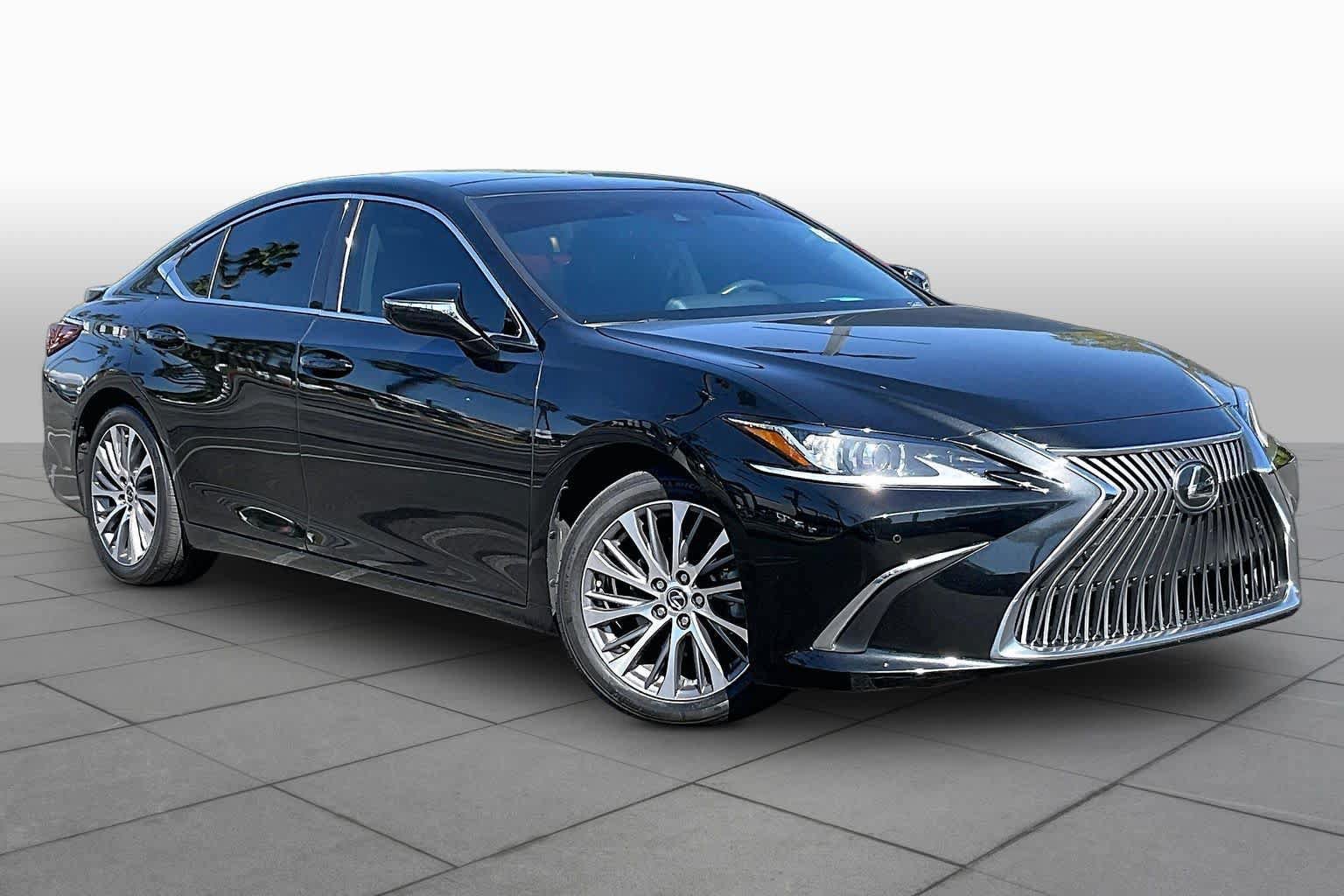 Used 2021 Lexus ES 350 w/ Premium Package FWD image 2