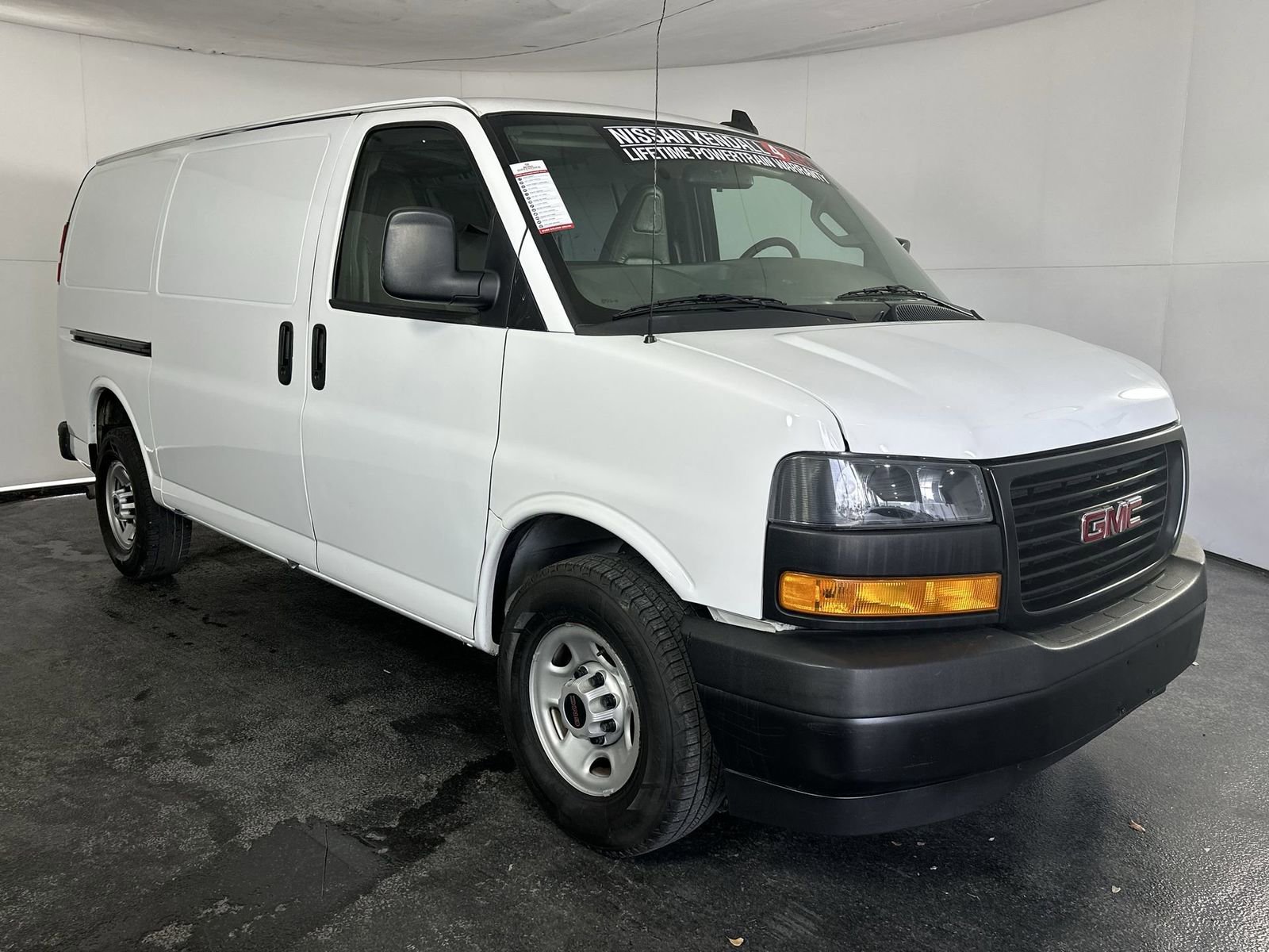 Used 2020 GMC Savana 2500 image 3