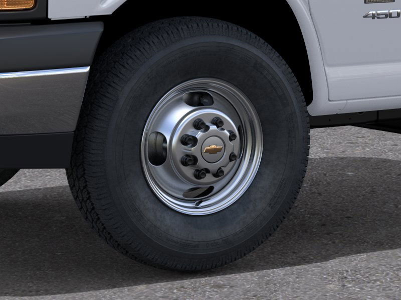 New 2026 Chevrolet Express 3500 w/ Power Convenience Package RWD image 9