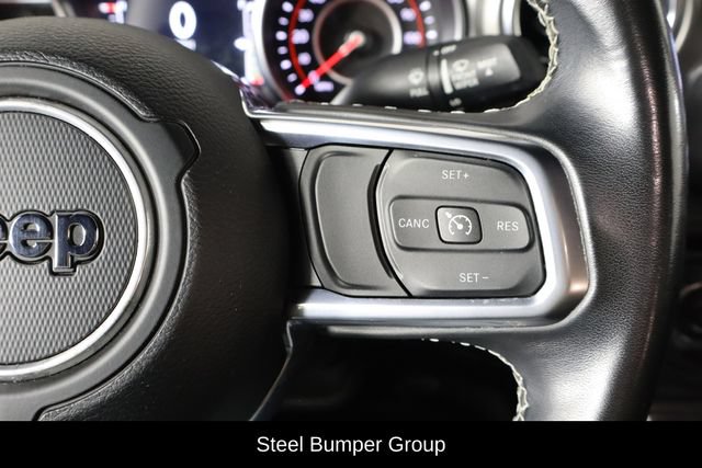 Used 2022 Jeep Wrangler Unlimited Rubicon AWD/4WD image 9