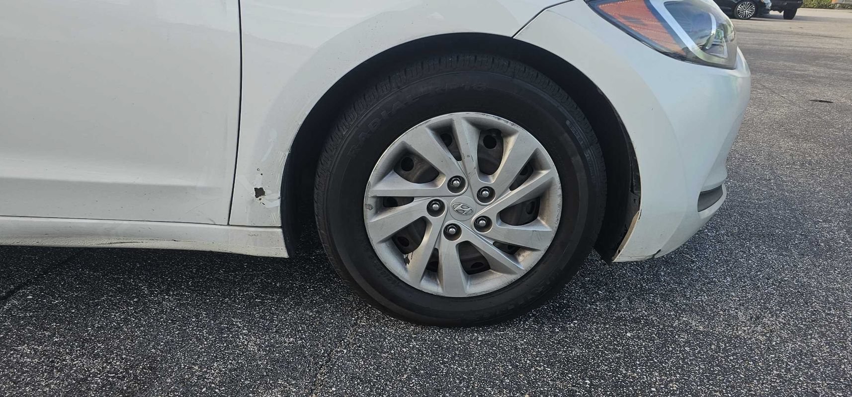 Used 2018 Hyundai Elantra SE FWD image 9