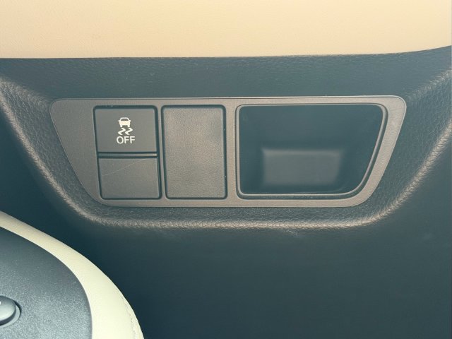 Certified 2024 Honda HR-V LX image 32