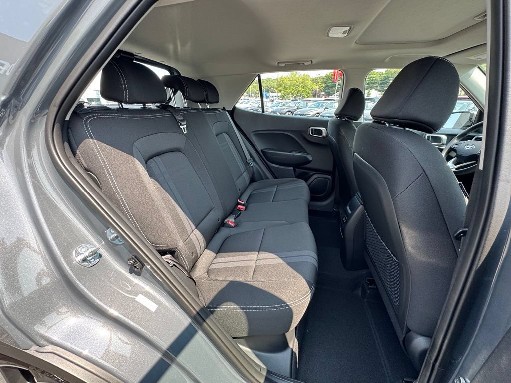 Certified 2026 Hyundai Venue SEL FWD image 22