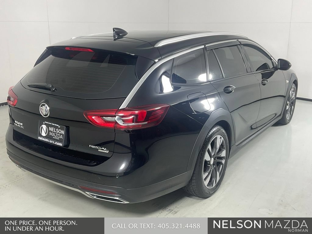 Used 2018 Buick Regal Essence w/ Driver Confidence Package #1 AWD/4WD image 6
