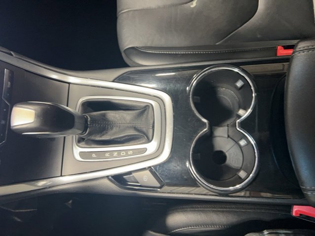 Used 2017 Ford Edge Titanium w/ Technology Package AWD/4WD image 34