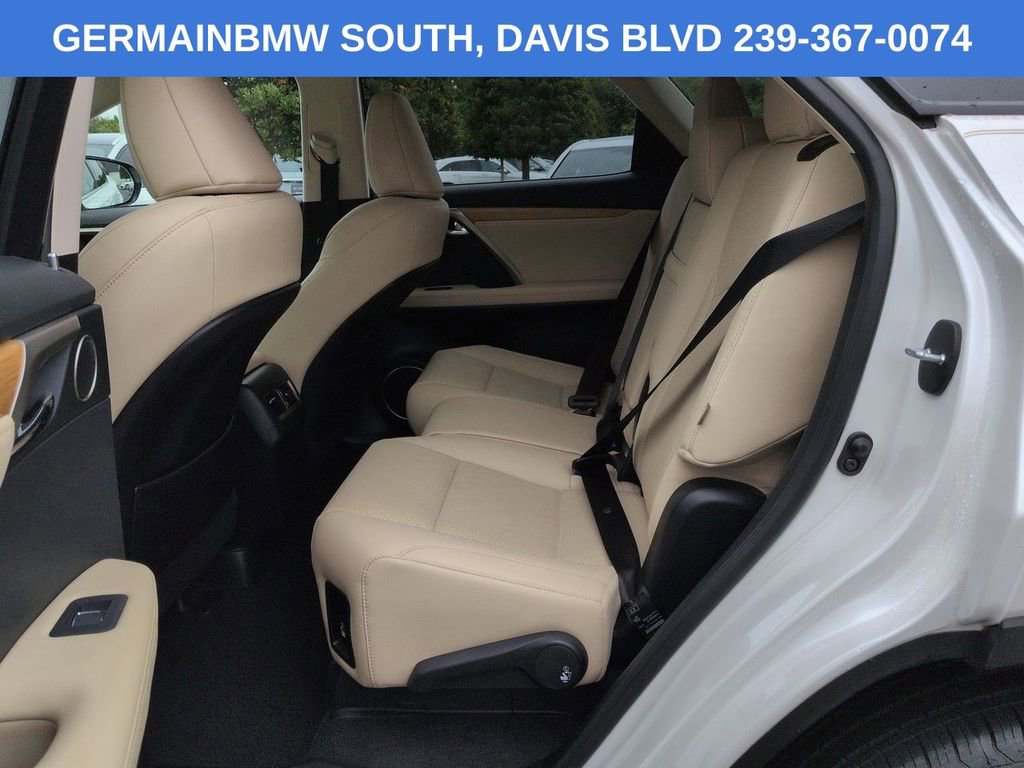 Used 2022 Lexus RX 350L Premium w/ Premium Package AWD/4WD image 15