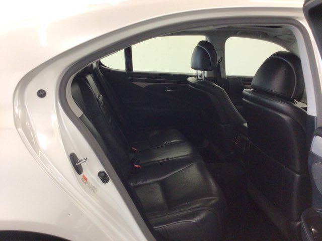 Used 2016 Lexus LS 460 AWD w/ Comfort Package image 16