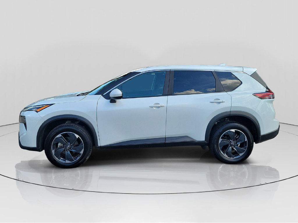 Used 2025 Nissan Rogue SV AWD/4WD image 4