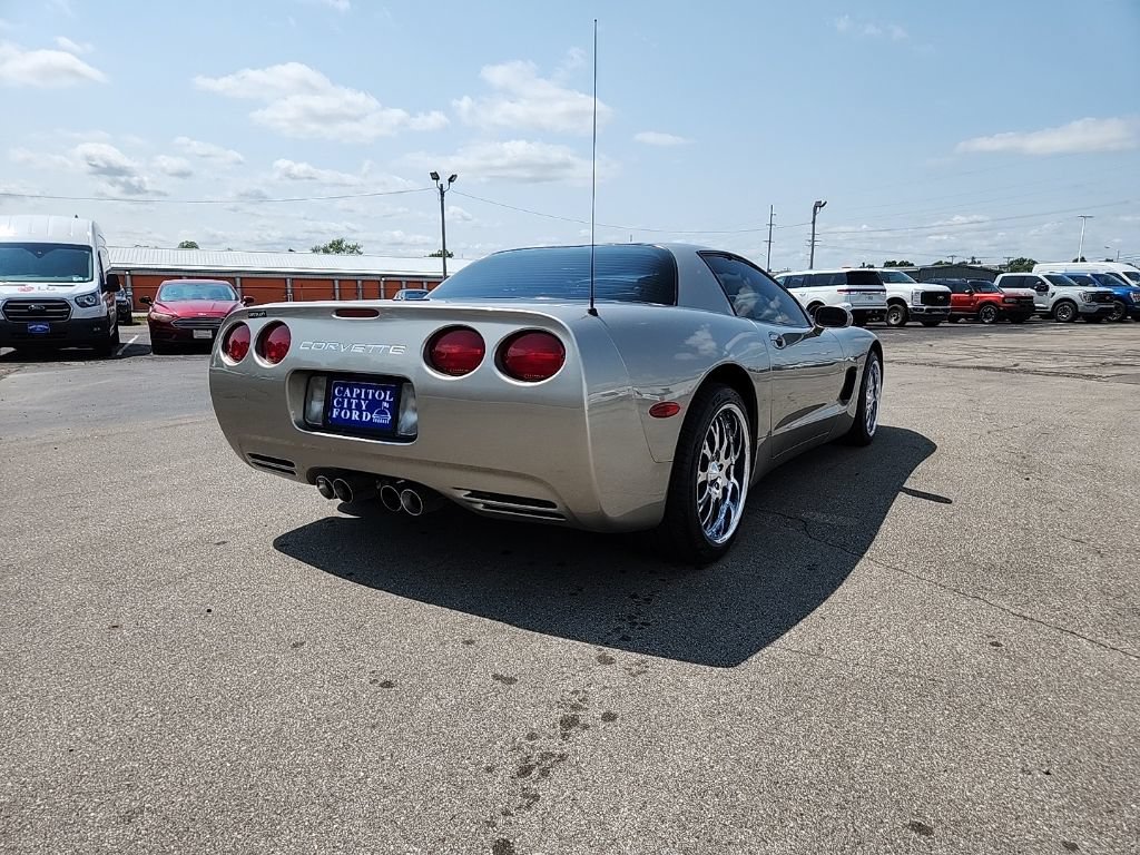 Used 1999 Chevrolet Corvette Coupe w/ Lighting Pkg RWD image 5