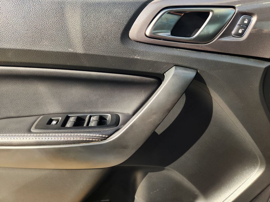 Used 2022 Ford Ranger Lariat w/ Technology Package AWD/4WD image 23