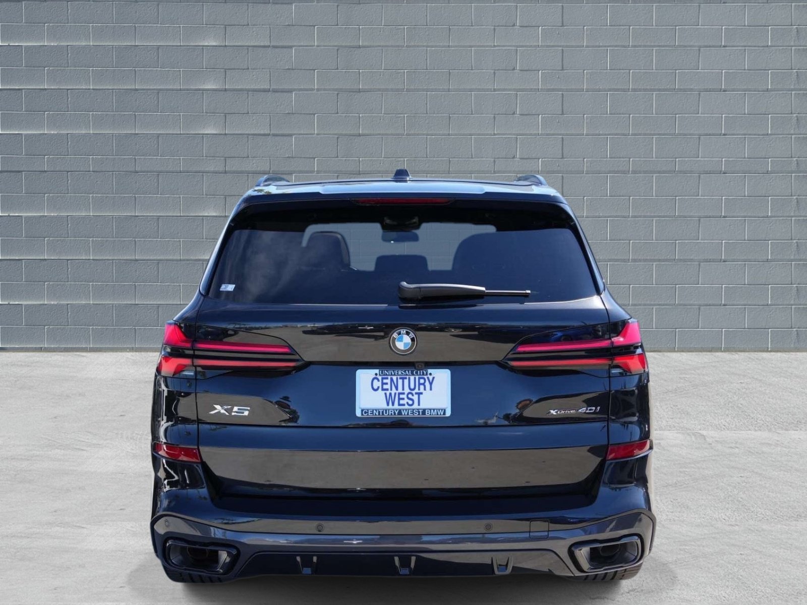 Used 2026 BMW X5 xDrive40i w/ M Sport Package AWD/4WD image 4