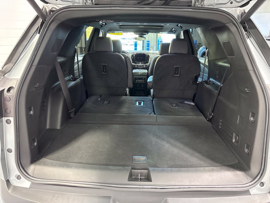 Used 2023 Chevrolet Traverse LT w/ LT Premium Package AWD/4WD image 55
