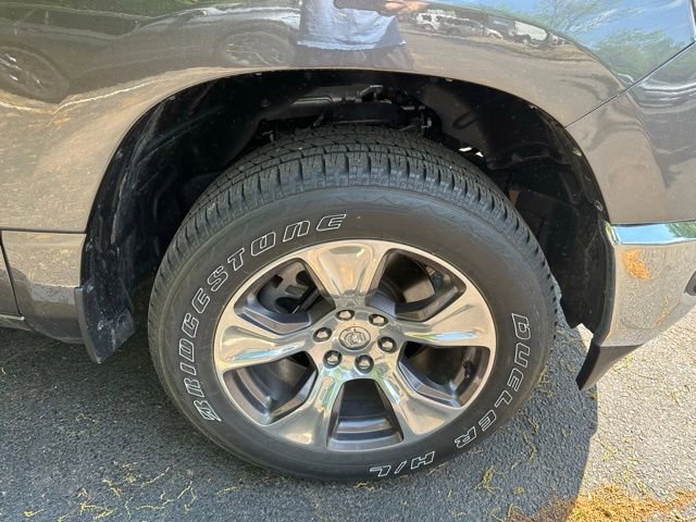 Used 2023 RAM 1500 Laramie AWD/4WD image 11