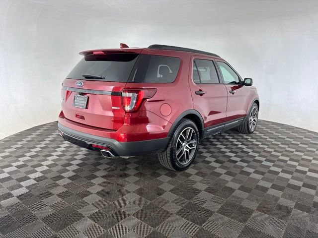 Used 2016 Ford Explorer Sport w/ Equipment Group 401A AWD/4WD image 5