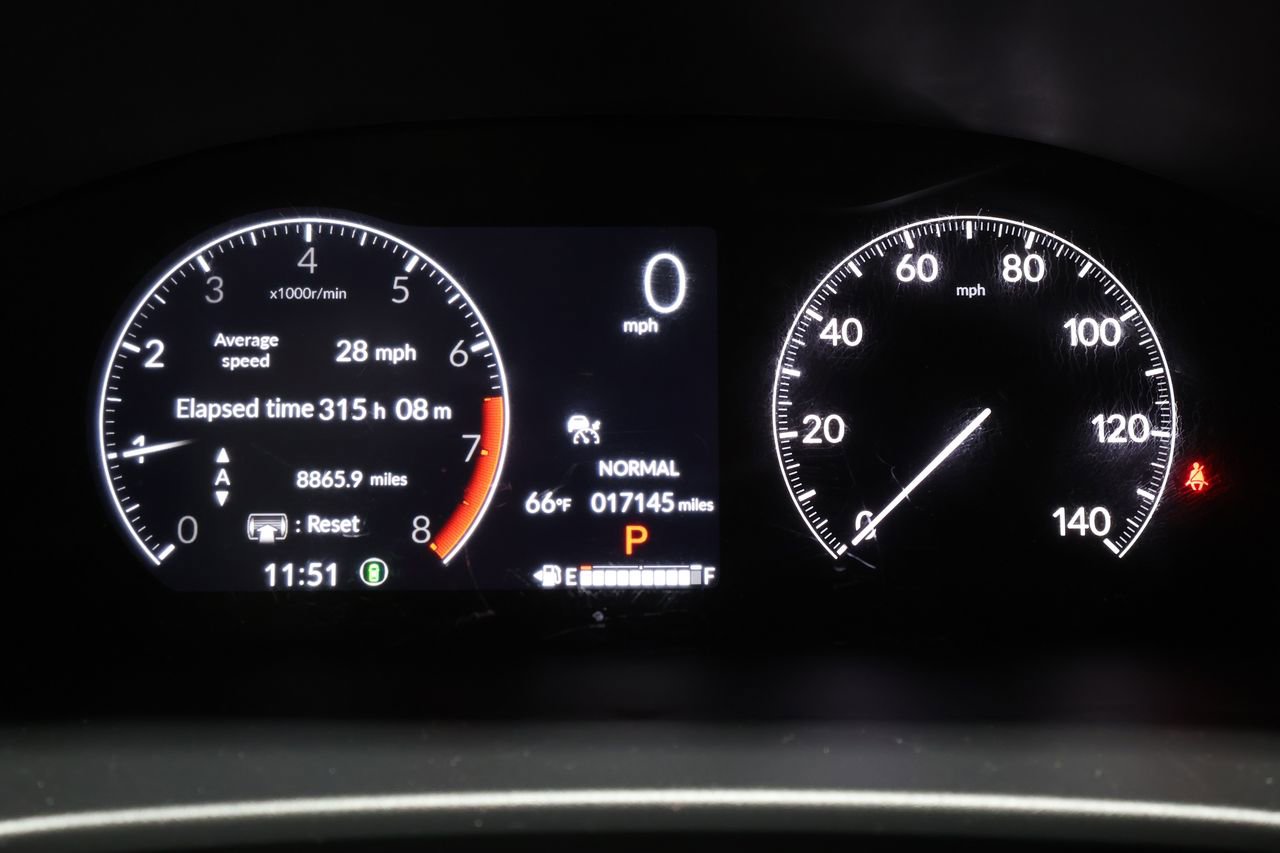 Used 2025 Honda CR-V LX image 11