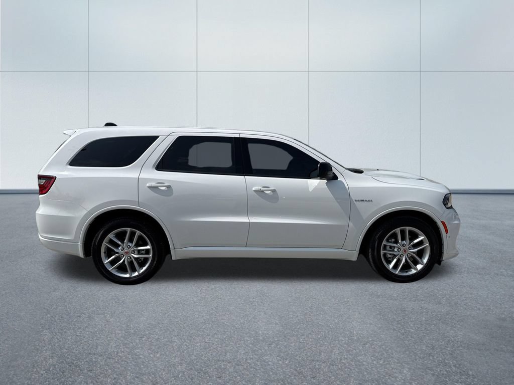 Certified 2024 Dodge Durango R/T w/ Trailer Tow Group IV AWD/4WD image 8