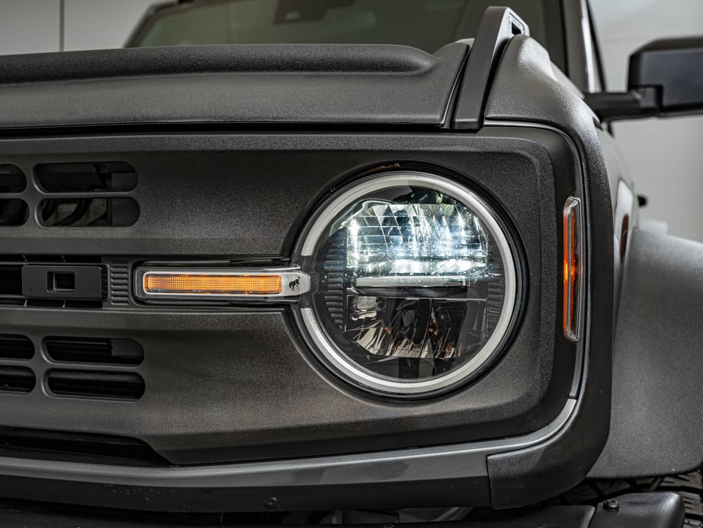 Used 2022 Ford Bronco 2-Door w/ Sasquatch Package AWD/4WD image 14