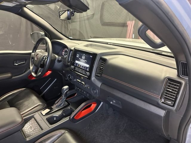 Used 2023 Nissan Frontier PRO-4X w/ Pro-4X Premium Package AWD/4WD image 17