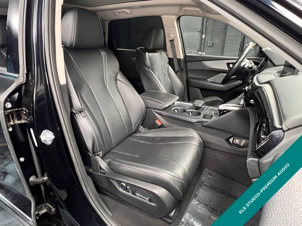 Used 2023 Acura MDX SH-AWD w/ Technology Package image 4